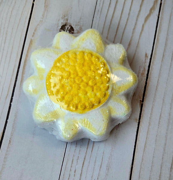Daisy Bath Bomb